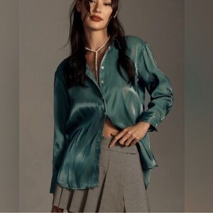By Anthropologie Shirt Silky Iridescet Button Down Shirt M green